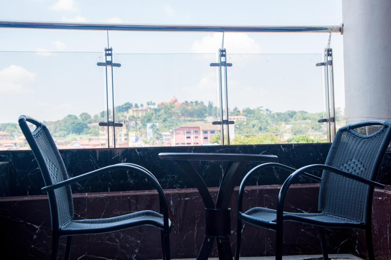 Gns Hotel Kampala Exterior foto