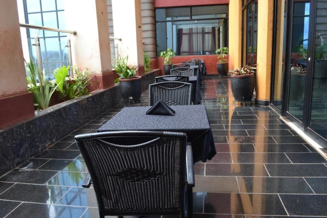 Gns Hotel Kampala Exterior foto